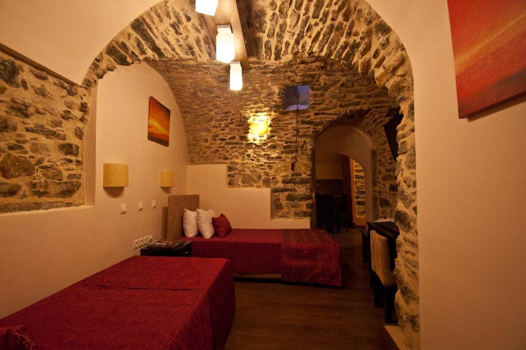 Medieval Castle Mestá Стая снимка